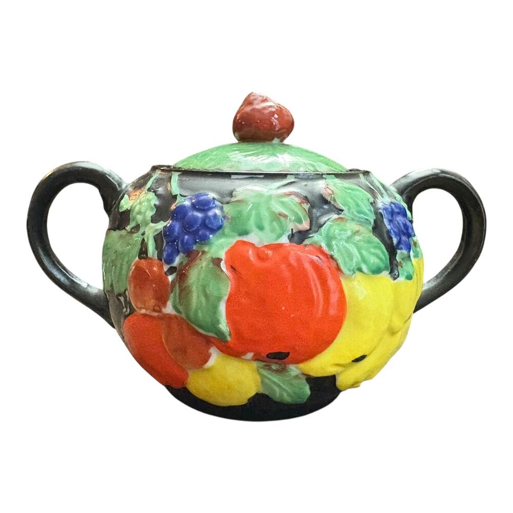 Vintage Sugar Bowl With Lid 
Made in Japan Lemons Oranges Grapes Made in Japan